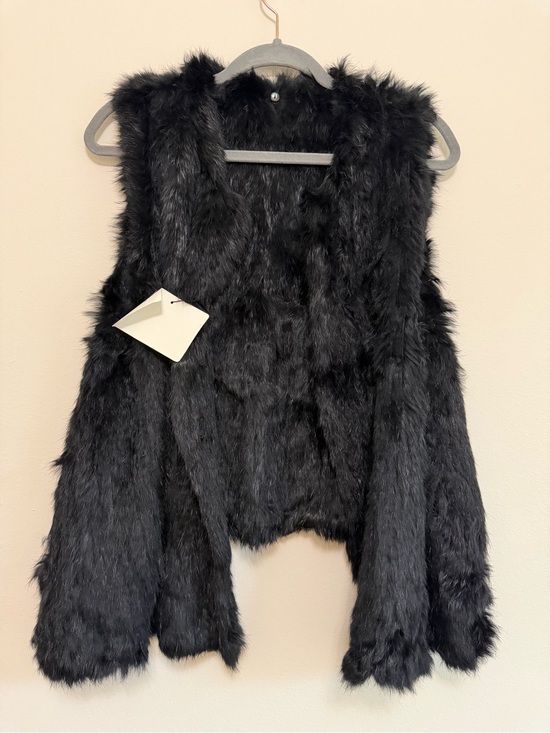 McGinn Other - McGinn Black 100% Rabbit Fur Liner
